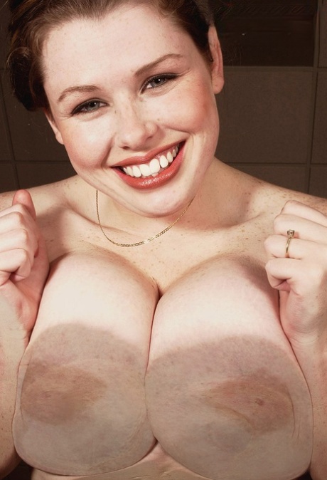 big boobs caught showering hidden cam free galleries 12
